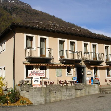 Ristorante Garni Lavizzara Hotell Sornico Exteriör bild