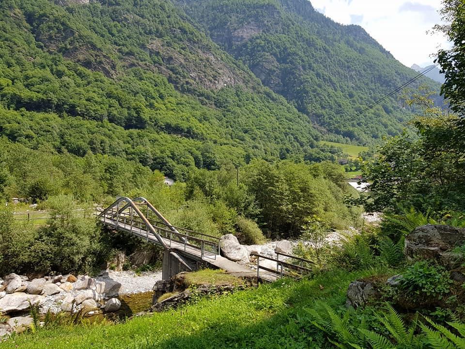 Ristorante Garni Lavizzara Hotell Sornico Exteriör bild
