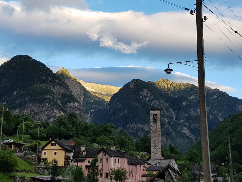 Ristorante Garni Lavizzara Hotell Sornico Exteriör bild
